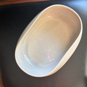 Russel wright by Steubenville serving dish approx 7”


MCM pottery